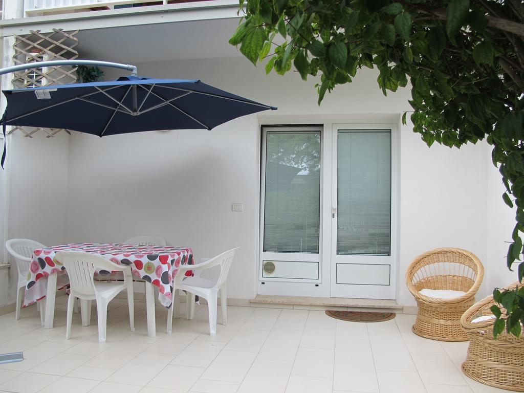 Villa Flora Γκράντο Εξωτερικό φωτογραφία